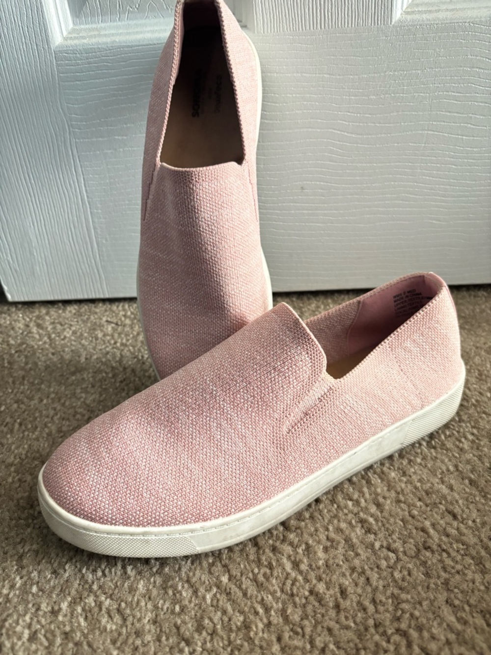 Slip-On Women's Casual Sneakers in Light Pink